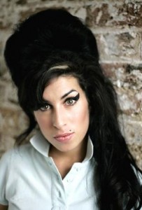 amy-winehouse-morta-203x300.jpg
