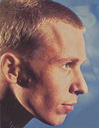 Stephen Luscombe, tastierista e cofondatore dei Blancmange